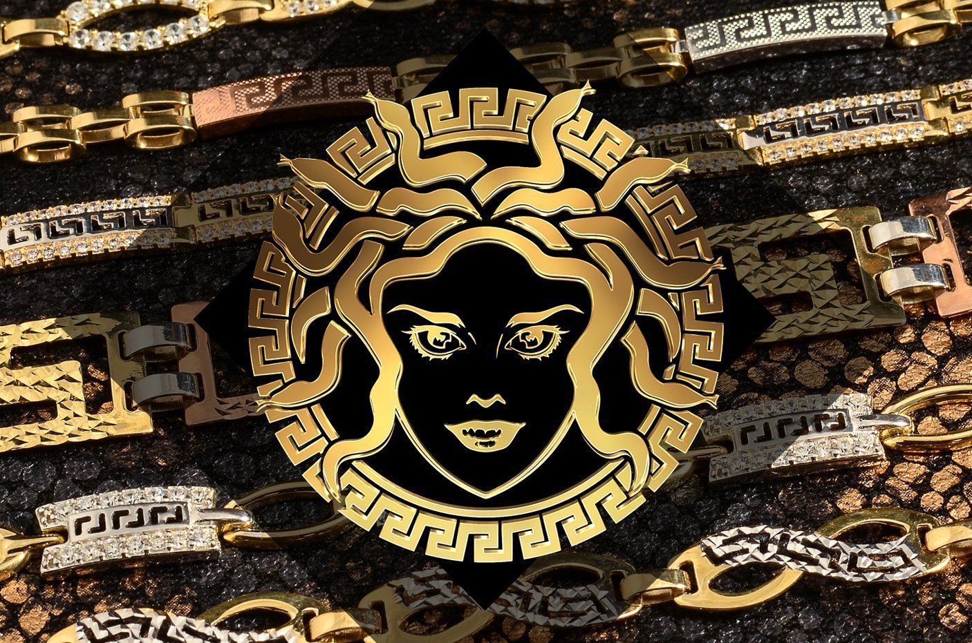 Bijoux en Or de Femmes avec Logo Versace